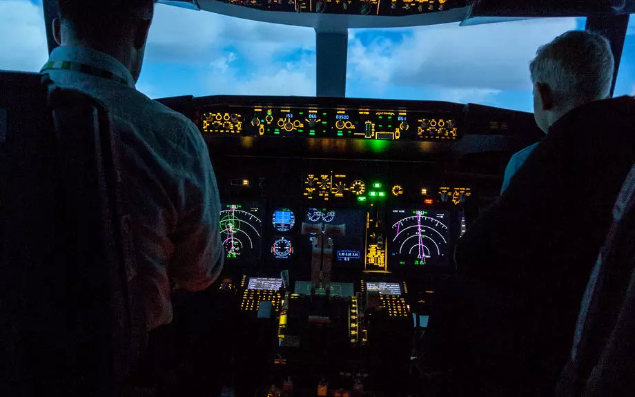 Полет на авиасимуляторе Boeing 737 NG (30 минут) 3 – dream-moments