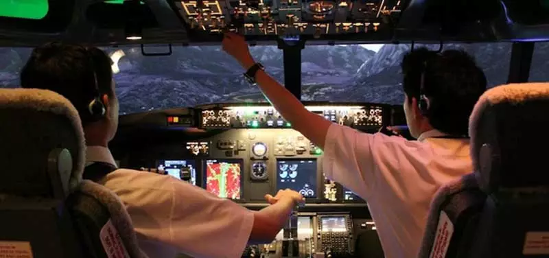 Полет на авиасимуляторе Boeing-737 NG (60 минут)  – dream-moments