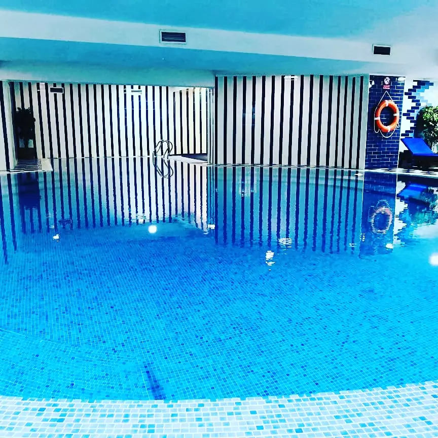 Посещение бассейна "Aquamarine" в отеле Romada для компании 2 – dream-moments