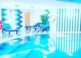 Посещение бассейна "Aquamarine" в отеле Romada для компании (4 чел)